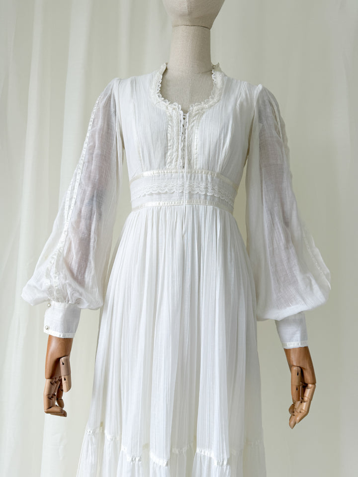 Ethereal Rare 1970s Corset Bust White Cotton Maxi Dress