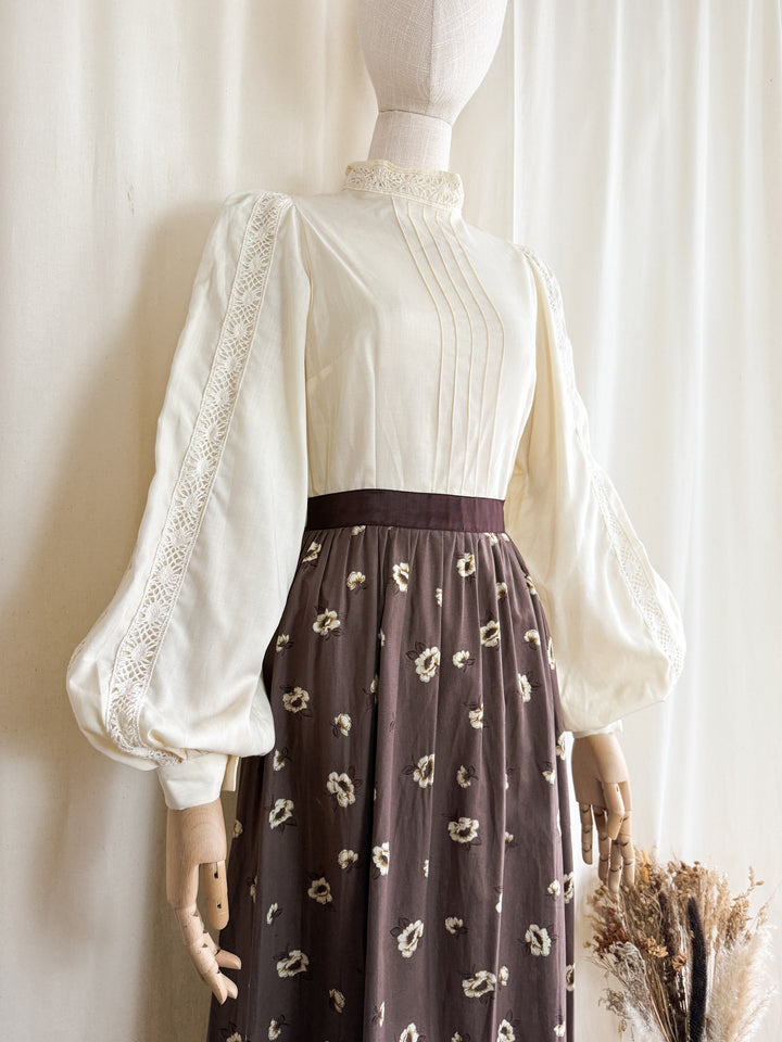 Beautiful Romantic 1970s Soft Cotton Floral Prairie Maxi Dress