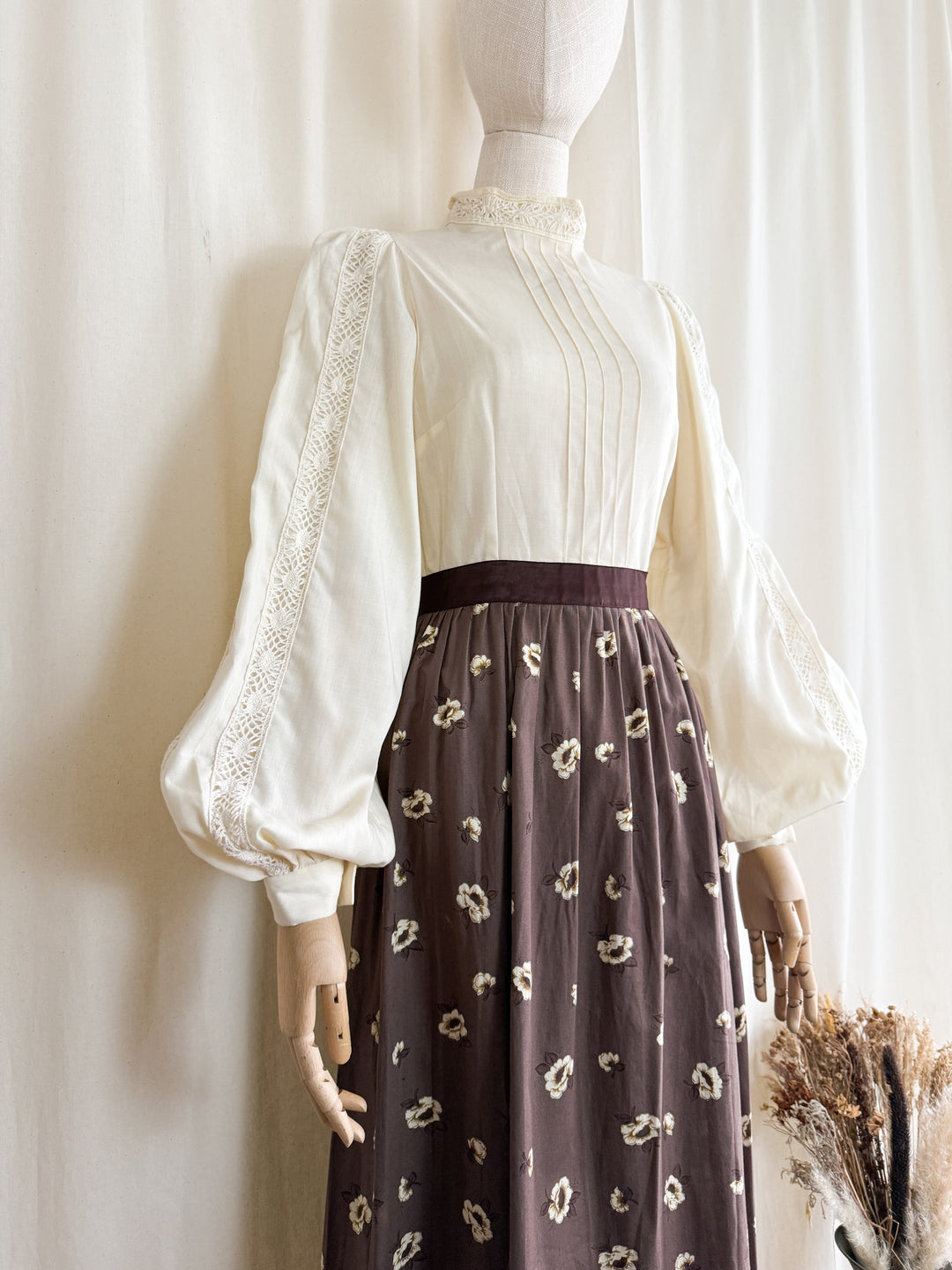 Beautiful Romantic 1970s Soft Cotton Floral Prairie Maxi Dress
