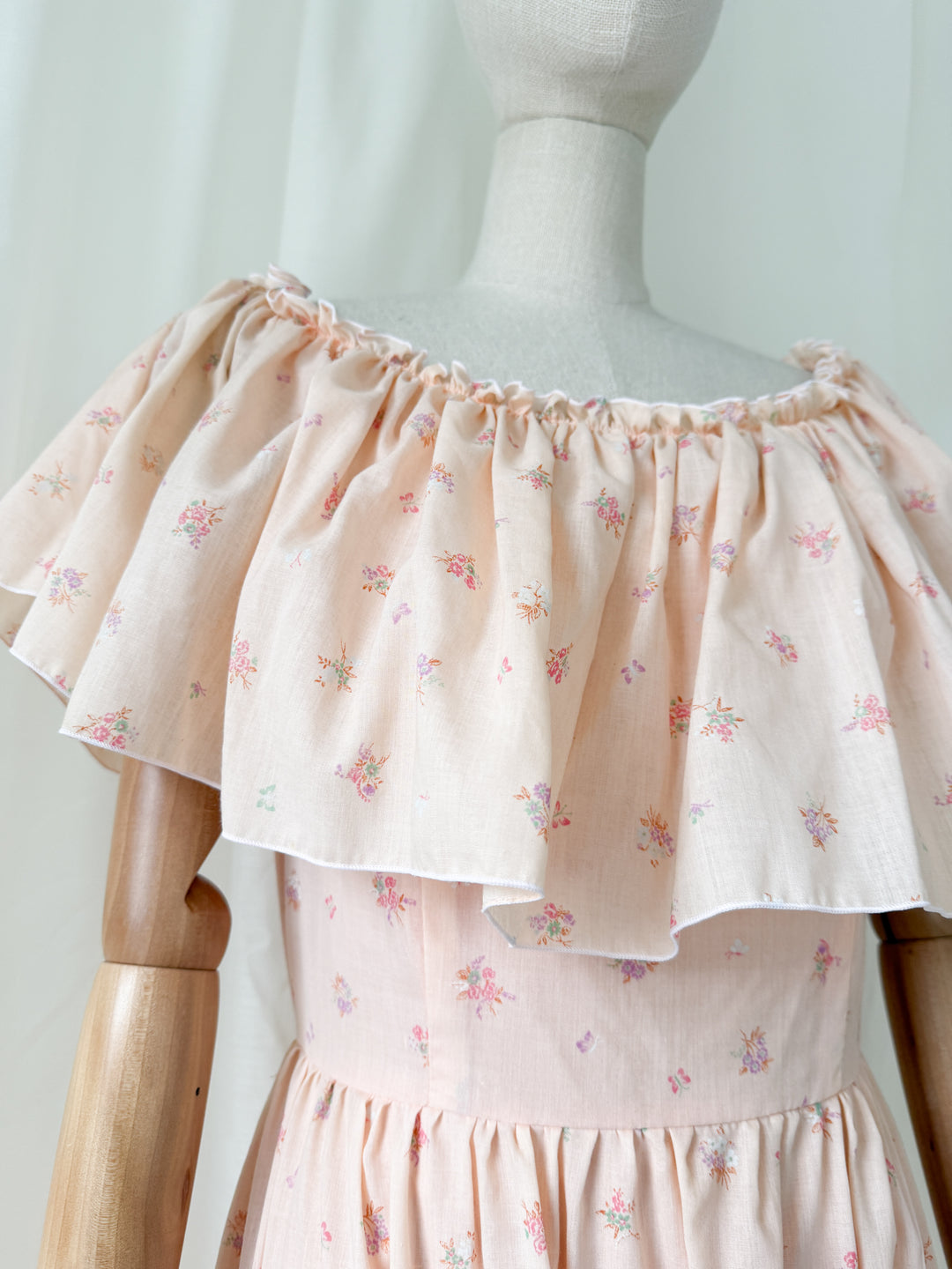 Beautiful 1970s Peach Cotton Off Shoulder Maxi Dress