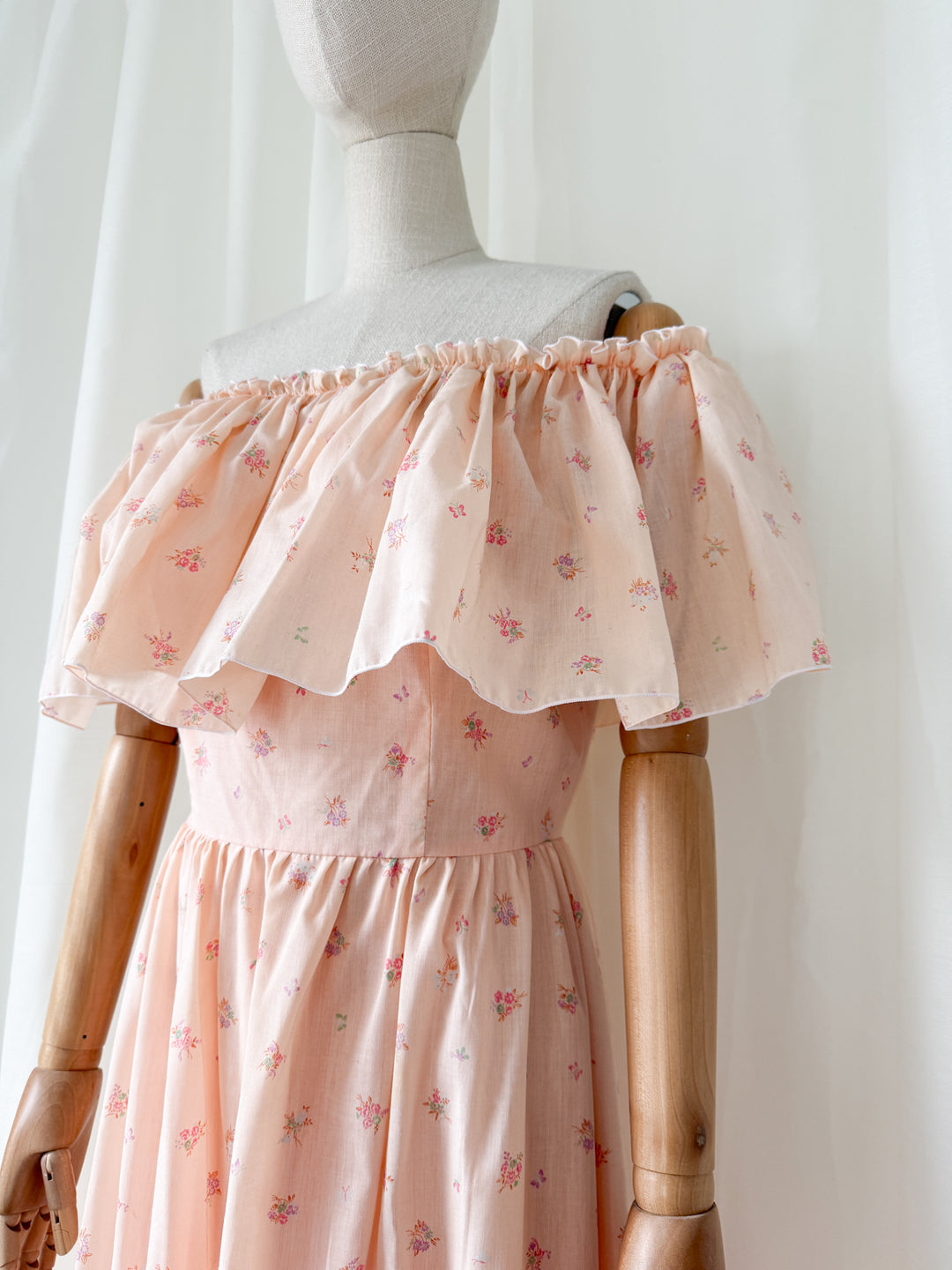 Beautiful 1970s Peach Cotton Off Shoulder Maxi Dress