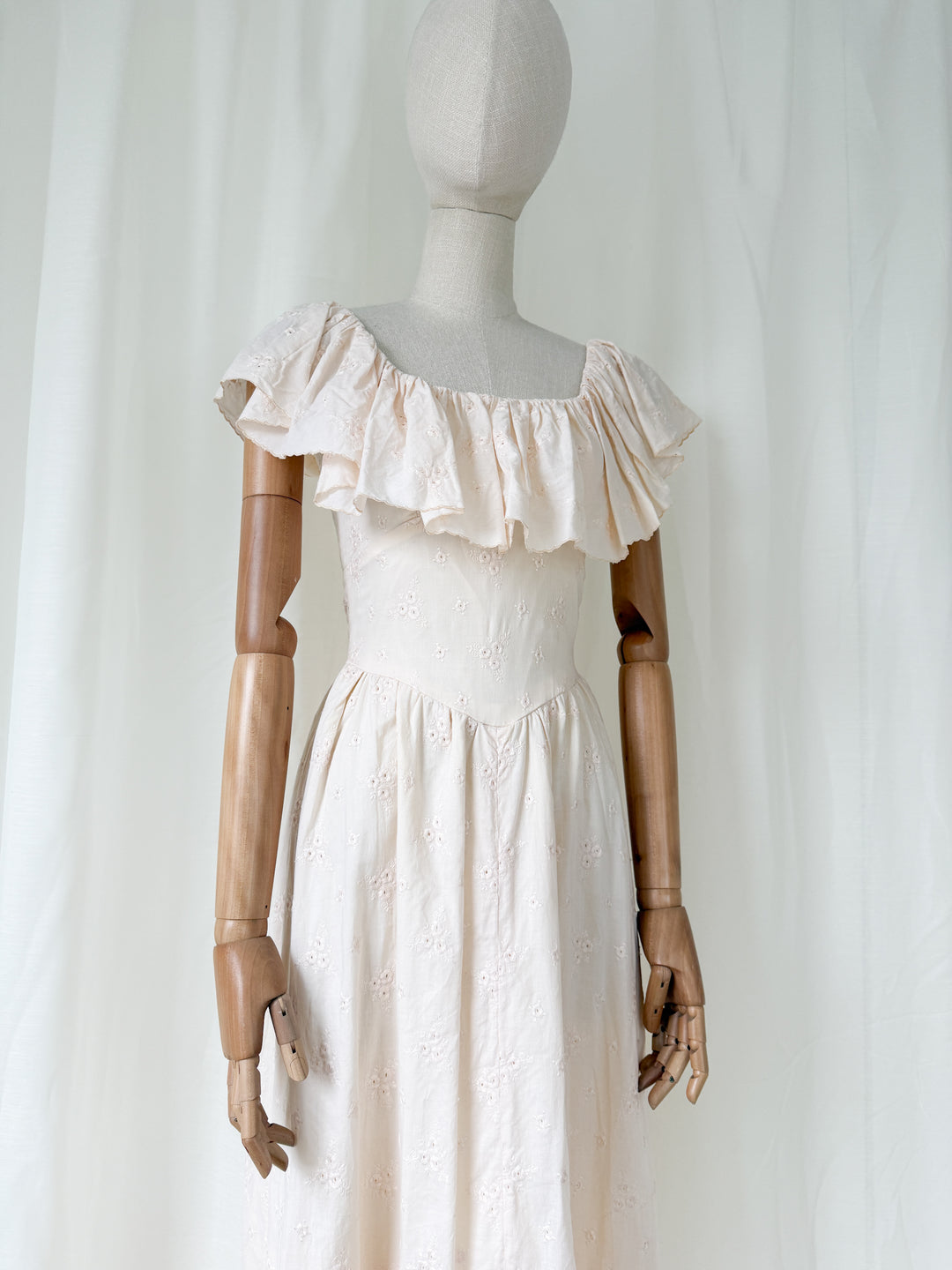 Breathtaking Heavy Embroidered Cotton 1970s Blush Pink Maxi Dress