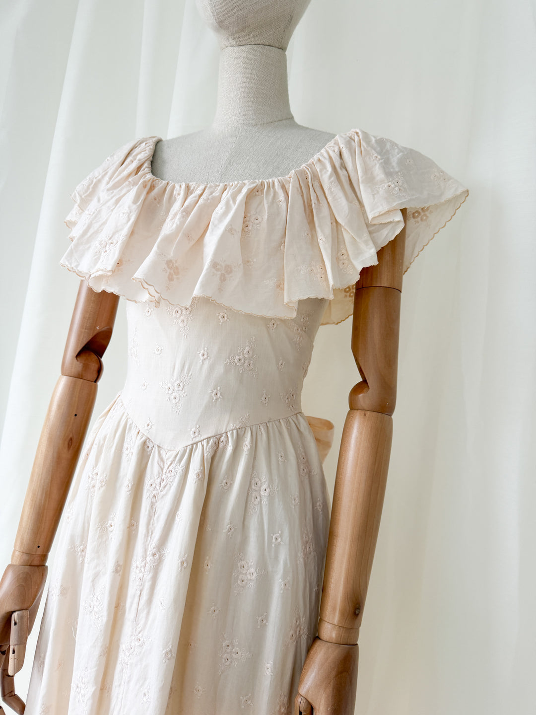 Breathtaking Heavy Embroidered Cotton 1970s Blush Pink Maxi Dress