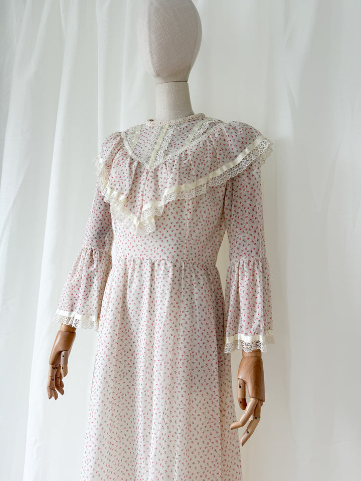 Stunning Romantic 1970s Floral Soft Cotton Lace Trimmed Maxi Dress