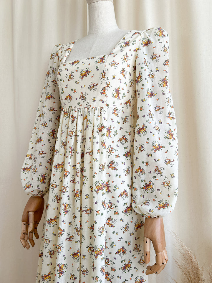 Gorgeous Novelty Print Handmade 1970s Cotton Prairie Dress