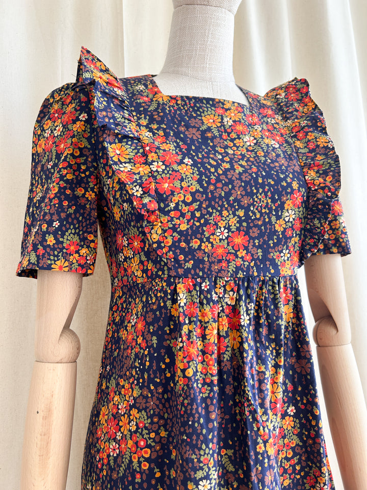 Beautiful Vibrant Scattered Floral 1970s Cotton Prairie Dress