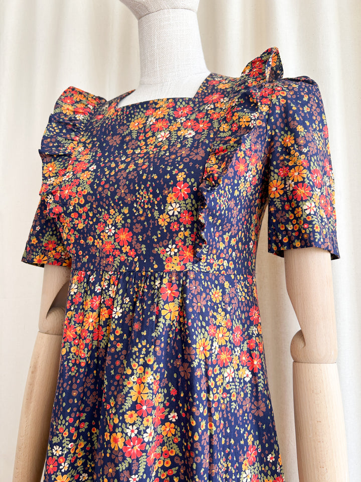 Beautiful Vibrant Scattered Floral 1970s Cotton Prairie Dress