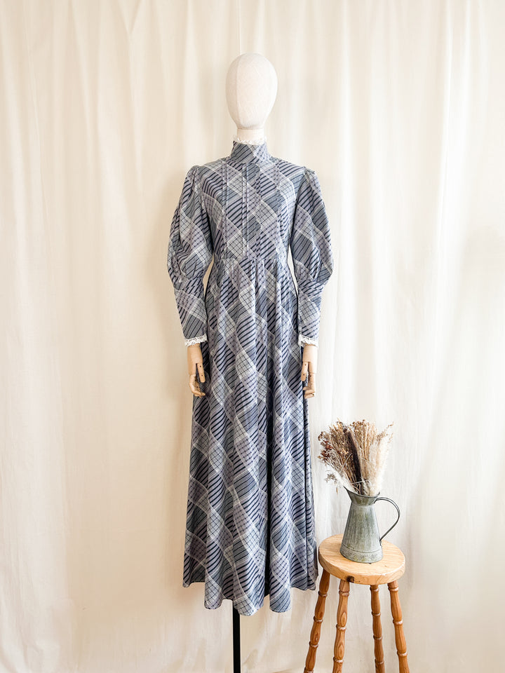 Holy Grail 70s Plaid Laura Ashley Cotton Prairie Dress