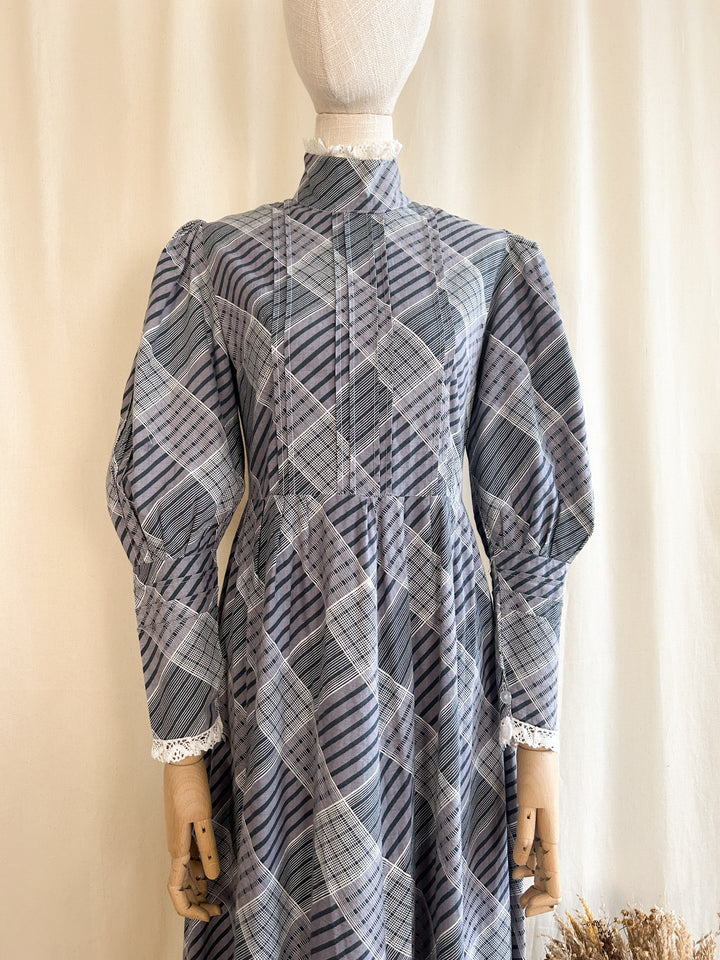 Holy Grail 70s Plaid Laura Ashley Cotton Prairie Dress