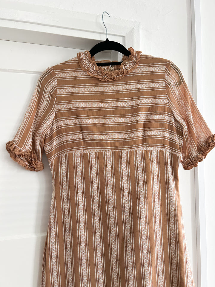 CUTE 70S CARAMEL BROWN FRILLED MIDI DRESS APPROX UK SIZE 8/10