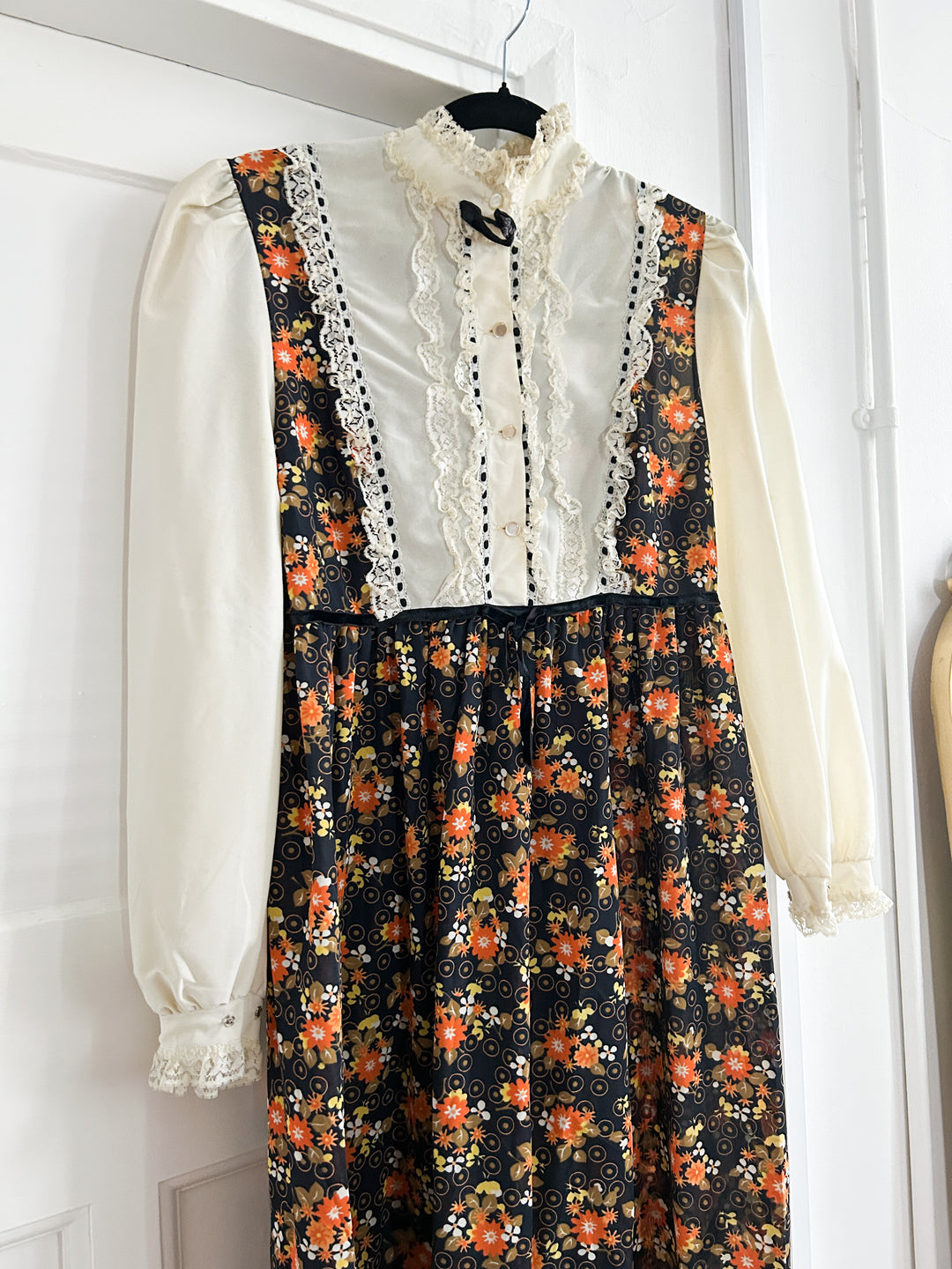 CUTE 70S FLORAL PRAIRIE DRESS APPROX UK SIZE 12