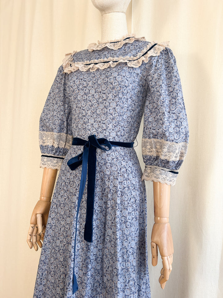 Breathtaking Rare 70s Cotton Lace Trimmed Dream Dress