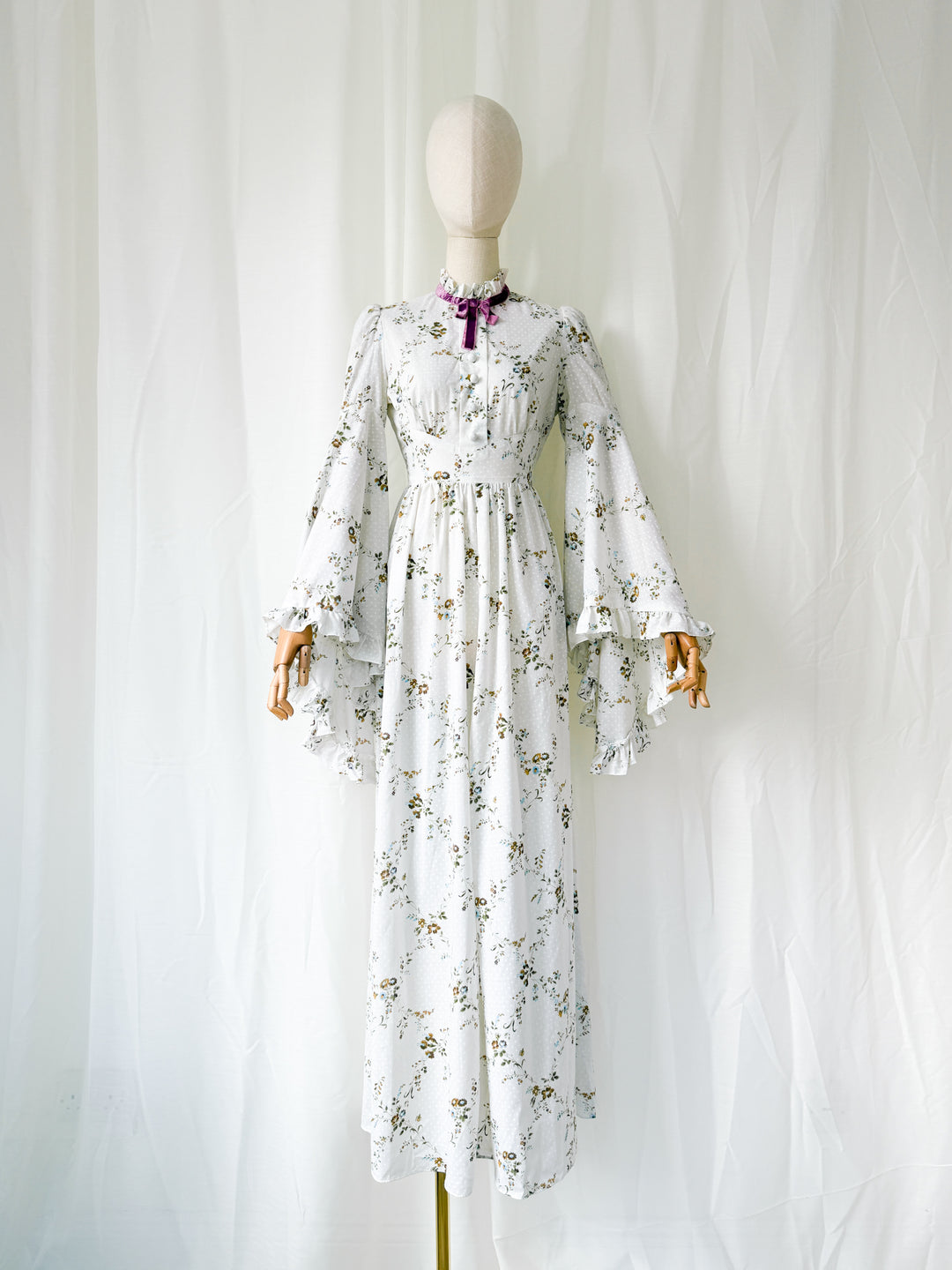 Ethereal Heavenly Angel Sleeve 1970s Cotton Maxi Dress