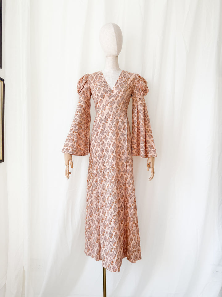 Divine Holy Grail Rare Indian Imports 1970s Bohemian Cotton Maxi Dress