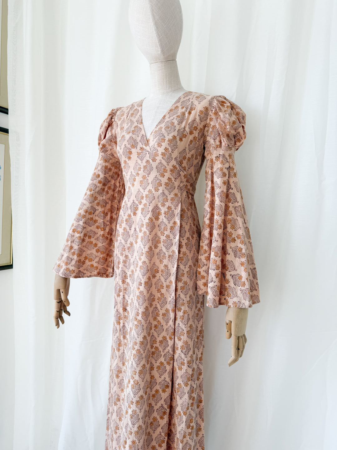 Divine Holy Grail Rare Indian Imports 1970s Bohemian Cotton Maxi Dress