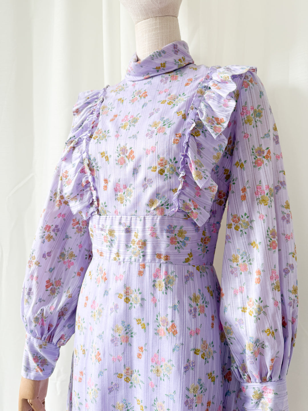 Stunning 1970s Lilac Floral Cotton Maxi Dress by Ellis
