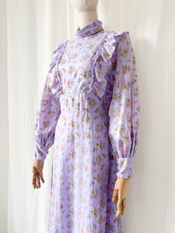 Stunning 1970s Lilac Floral Cotton Maxi Dress by Ellis