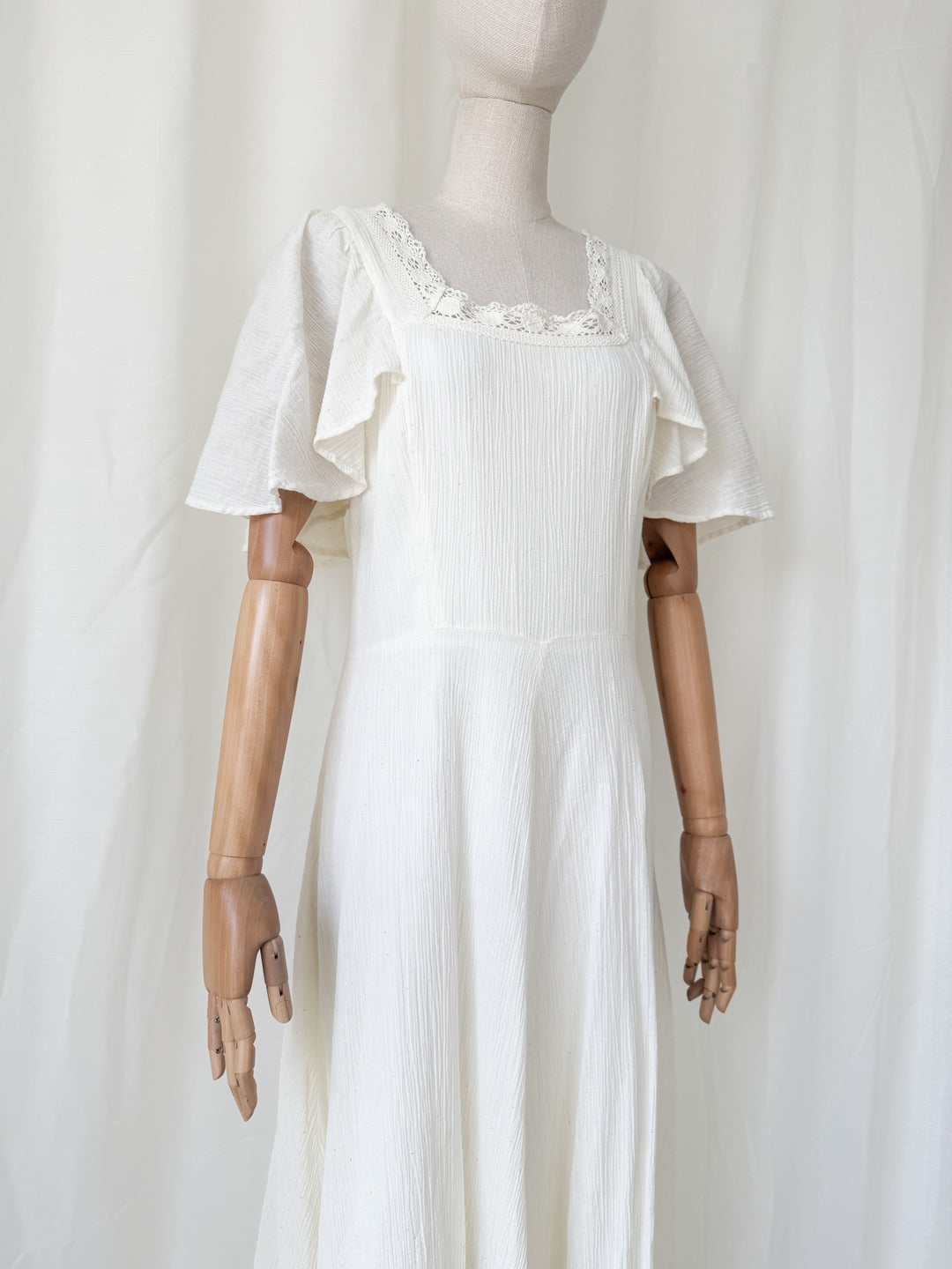 Beyond Beautiful 1970s Bohemian Cheesecloth Cotton Maxi Dress