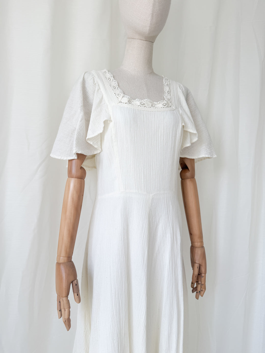 Beyond Beautiful 1970s Bohemian Cheesecloth Cotton Maxi Dress