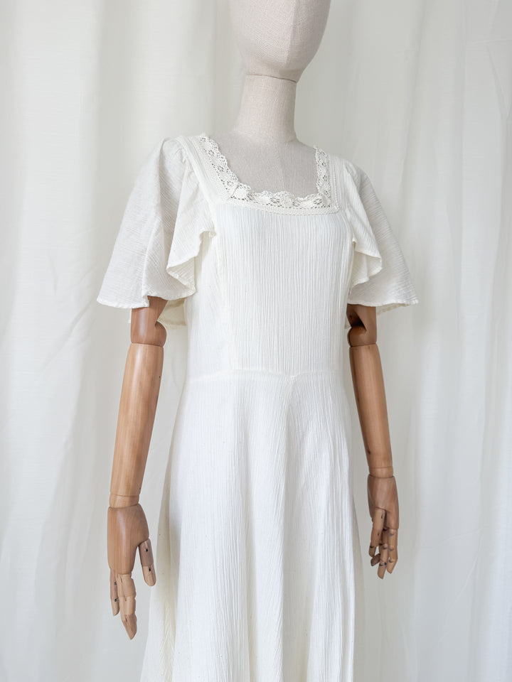 Beyond Beautiful 1970s Bohemian Cheesecloth Cotton Maxi Dress