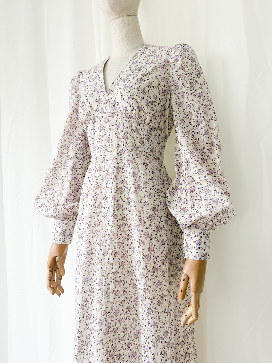 Divine Romantic 1970s Lilac Floral Cotton Maxi Dress