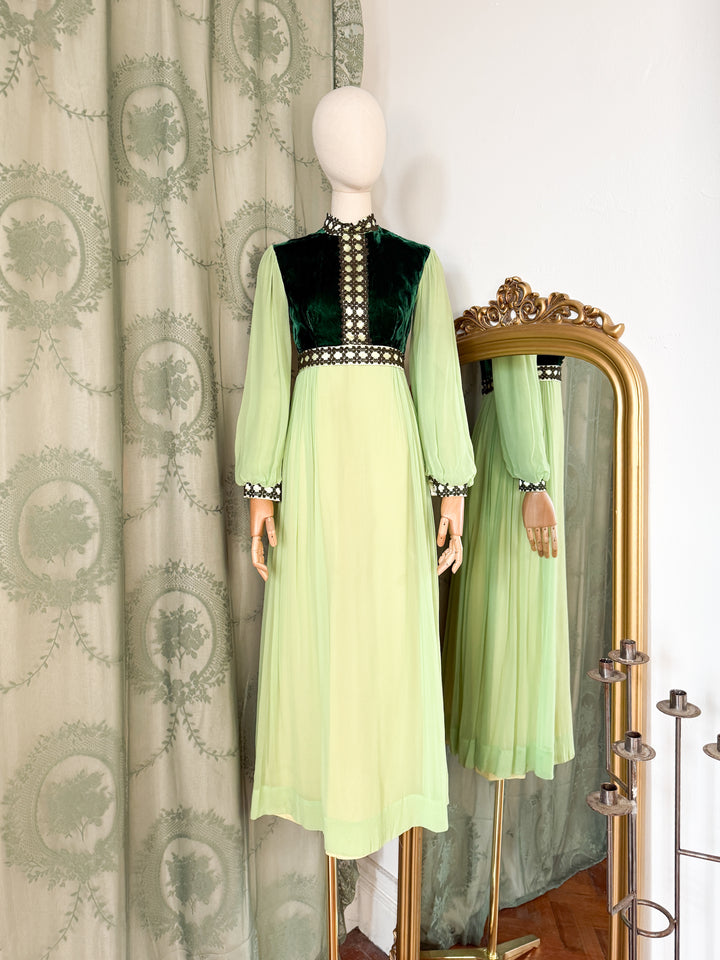 HEMLOCK ~ DIVINE VELVET AND CHIFFON LATE 1960S MEDIEVAL MAXI DRESS