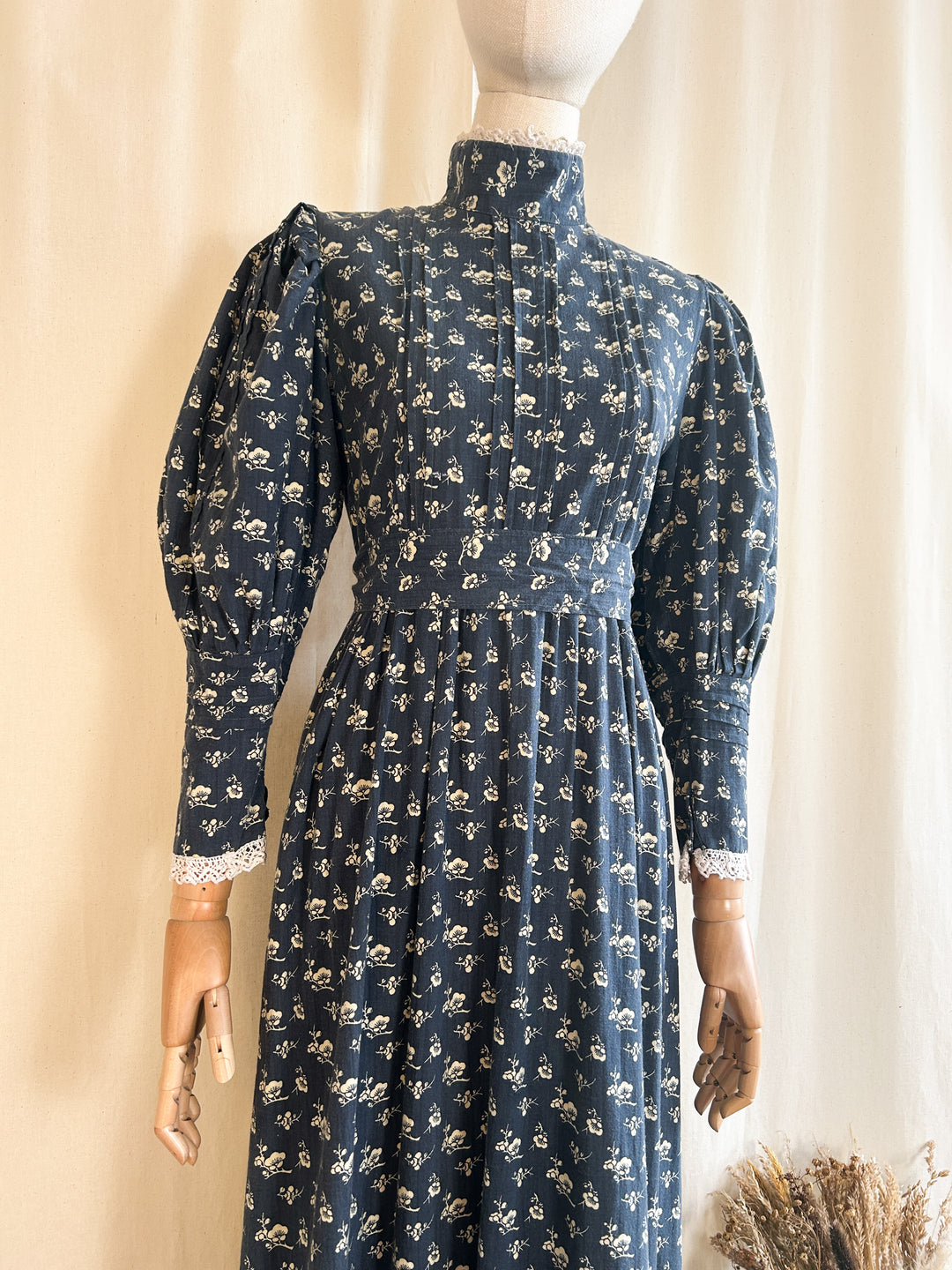 Divine Holy Grail Rare 70s Laura Ashley Cotton Prairie Maxi Dress