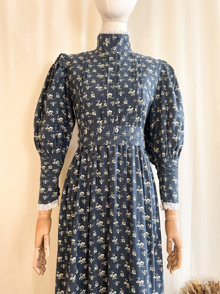 Divine Holy Grail Rare 70s Laura Ashley Cotton Prairie Maxi Dress