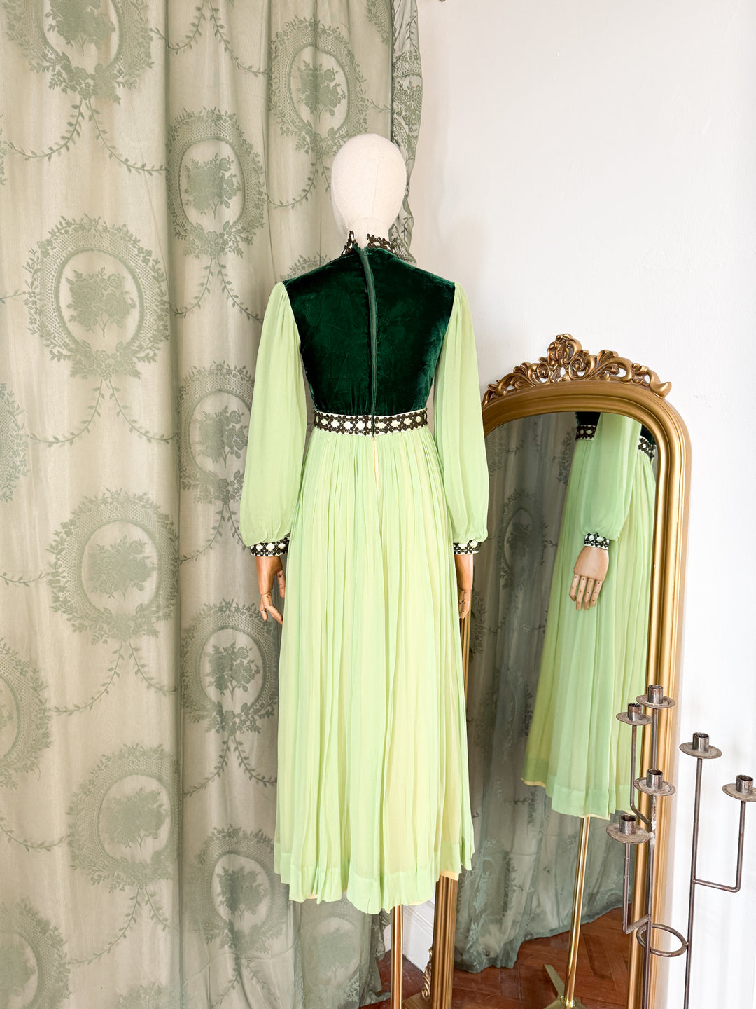 HEMLOCK ~ DIVINE VELVET AND CHIFFON LATE 1960S MEDIEVAL MAXI DRESS