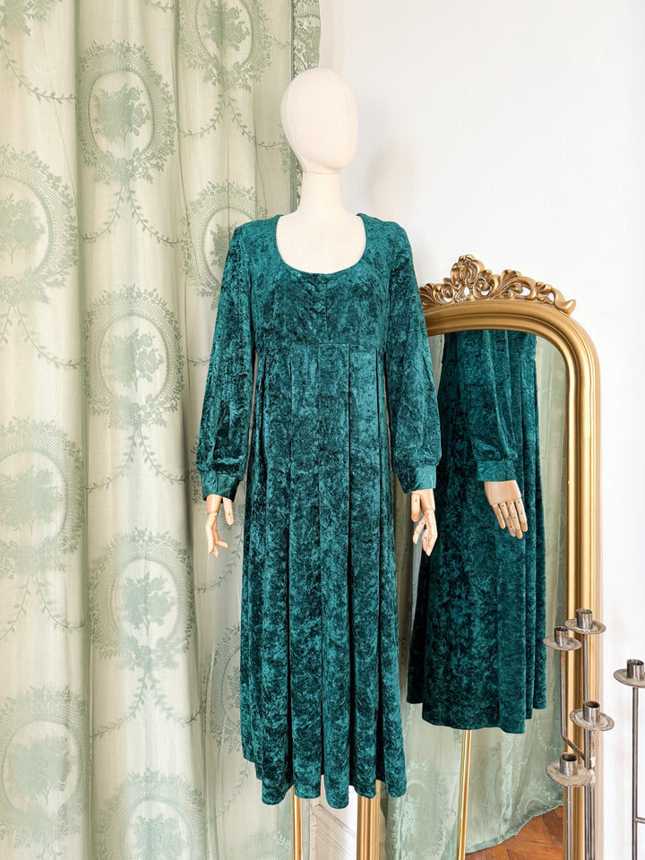 ALCHEMY ~ PRECIOUS LATE 1970S CRUSHED GREEN VELVET MIDAXI DRESS