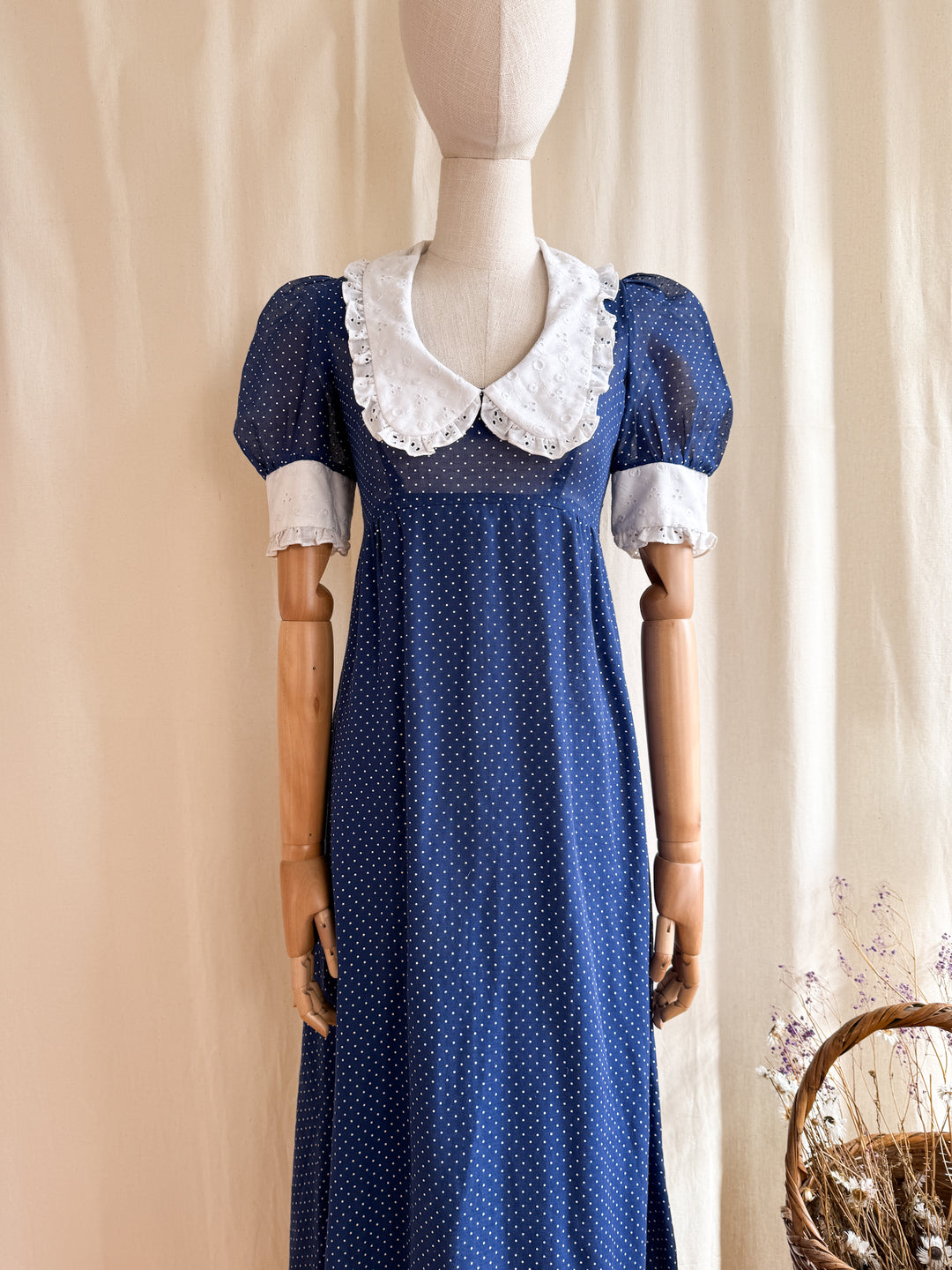 vintage peter pan collar dress The Cutest 70s Peter Pan Collared Cotton Maxi Dress – The Pansy Garden