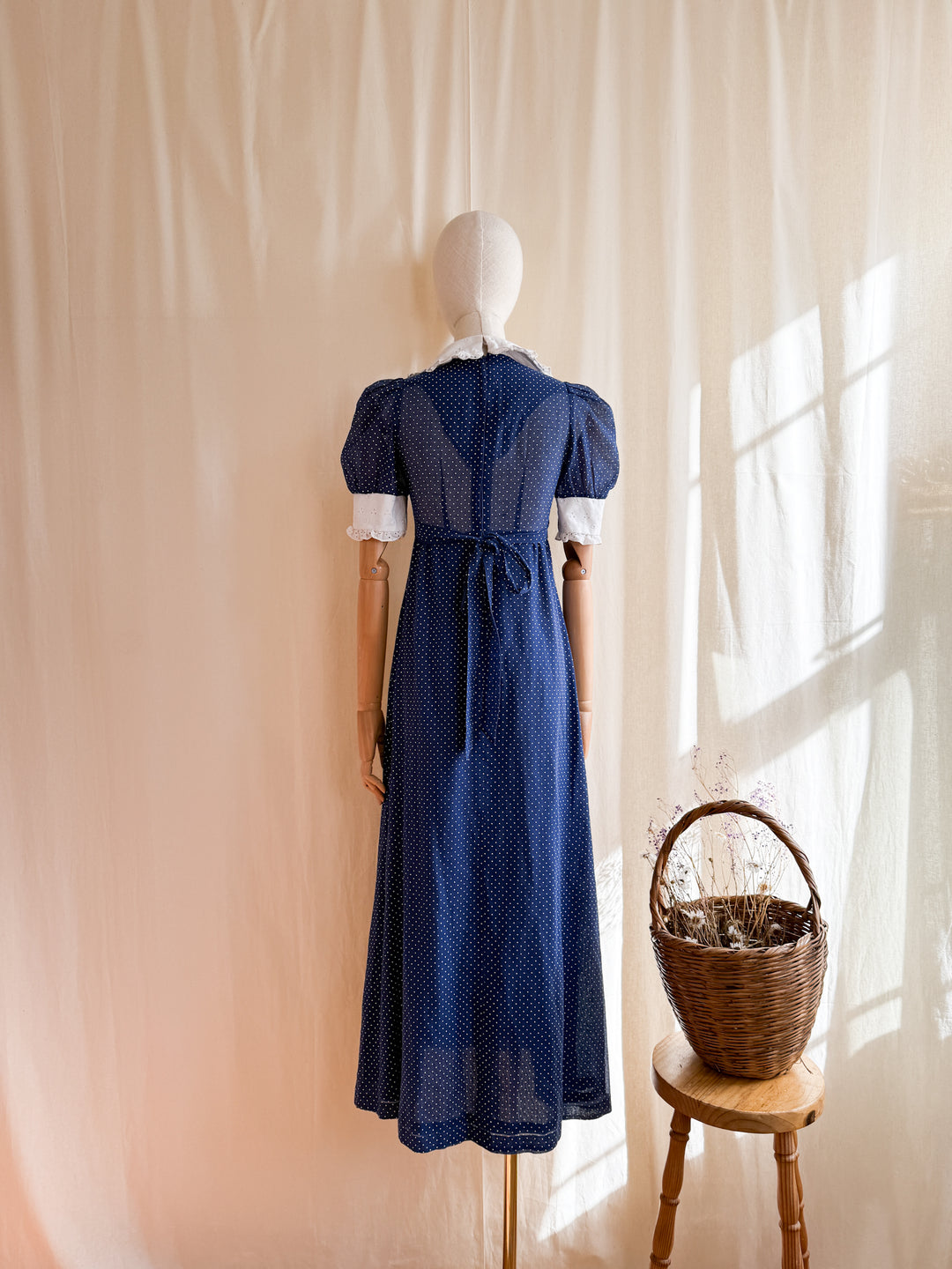 vintage peter pan collar dress The Cutest 70s Peter Pan Collared Cotton Maxi Dress – The Pansy Garden