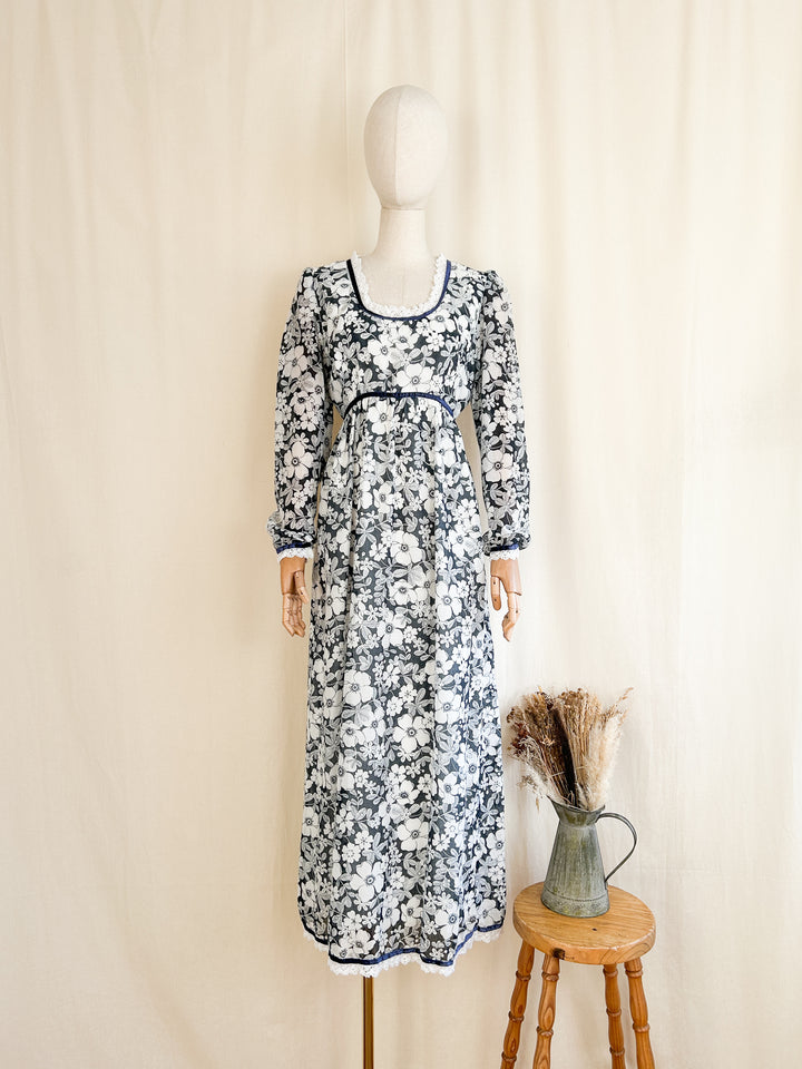 Stunning Rare 70s Angela Gore Cotton Prairie Dress