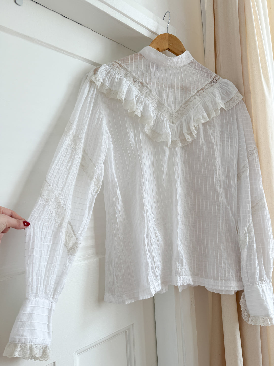 Insane Rare 70s Indian Cotton Pintuck Lace Trimmed Blouse by French Connection