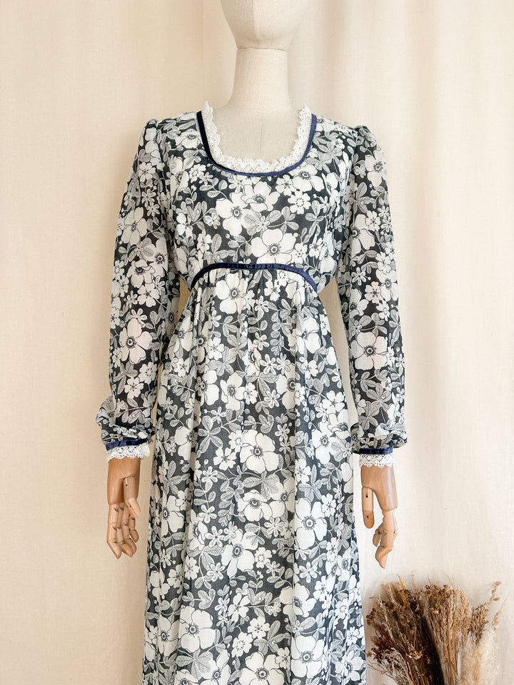 Stunning Rare 70s Angela Gore Cotton Prairie Dress