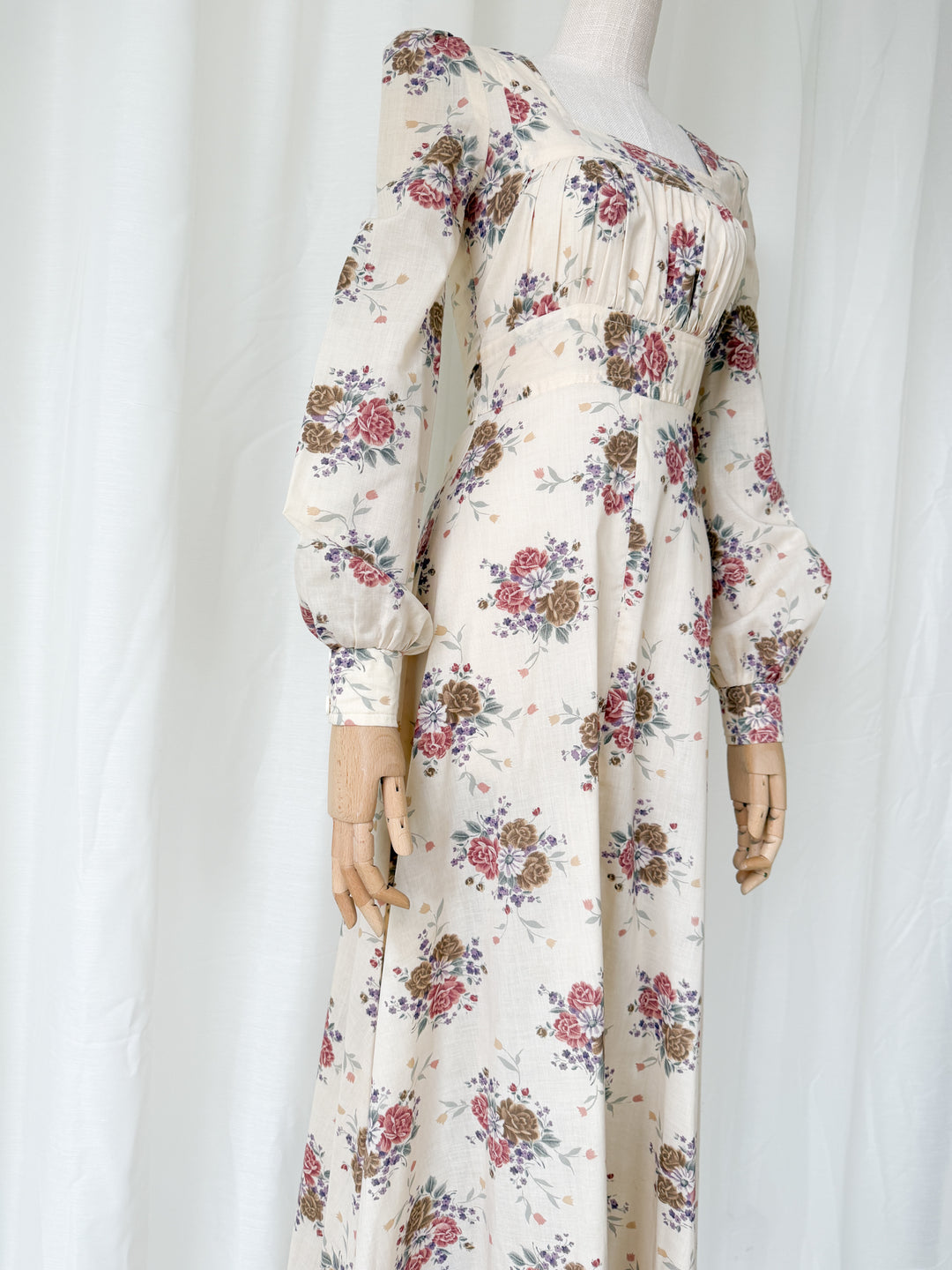 Beautiful Romantic 1970s Shelena Floral Cotton Maxi Dress