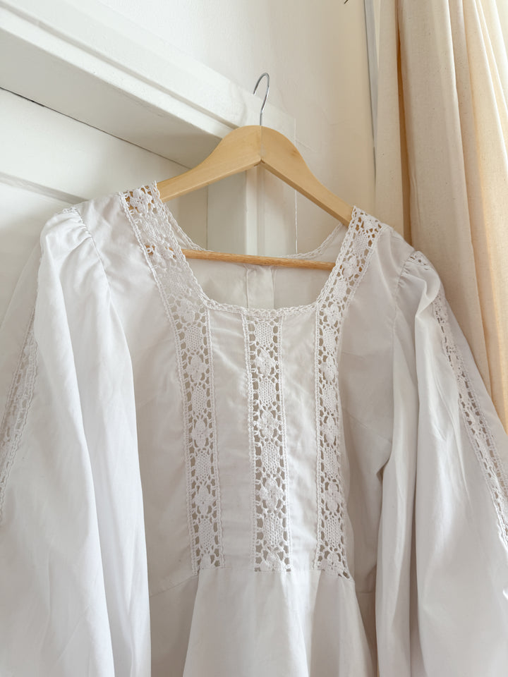 Beautiful Rare 70s Cotton Lace Trimmed Blouse