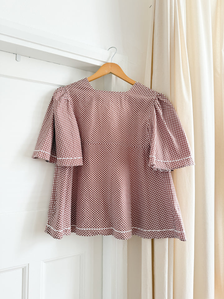 Gorgeous 70s Flutter Sleeve Polkadot Brown Smock Top