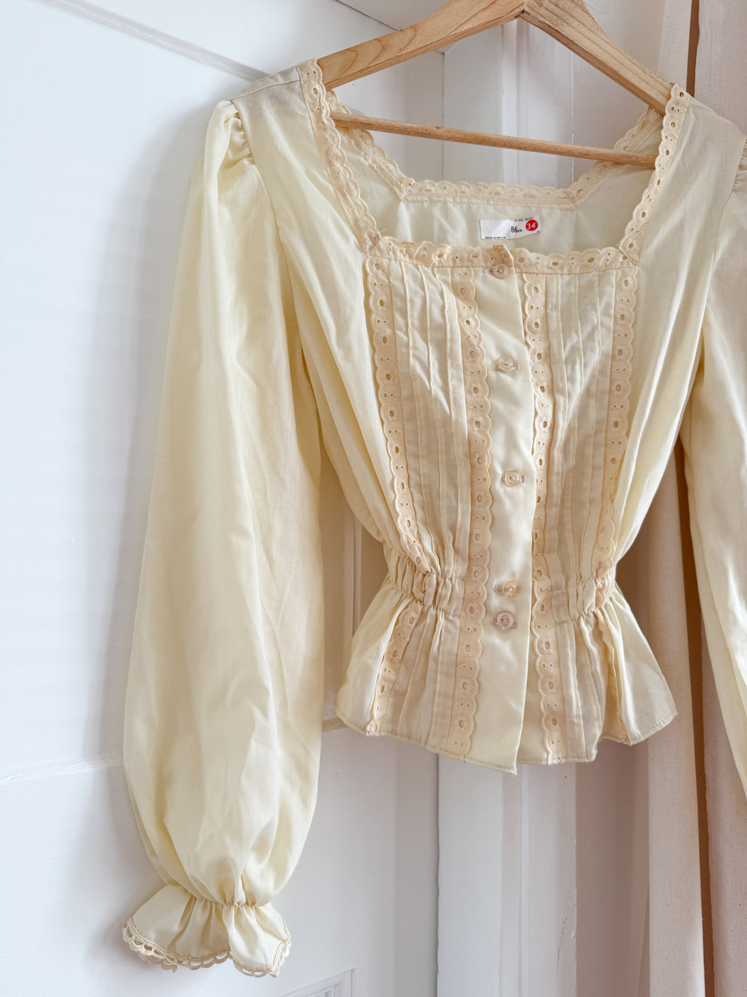 Divine 70s Broderie Trimmed Cotton Blouse