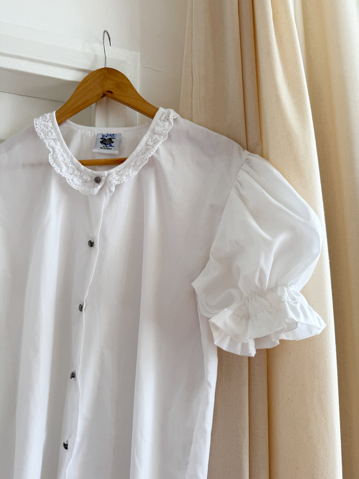 Adorable 80s Puff Sleeve Lace Collar Blouse