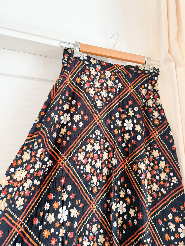 Heavenly 70s Seersucker Cotton Floral Maxi Skirt