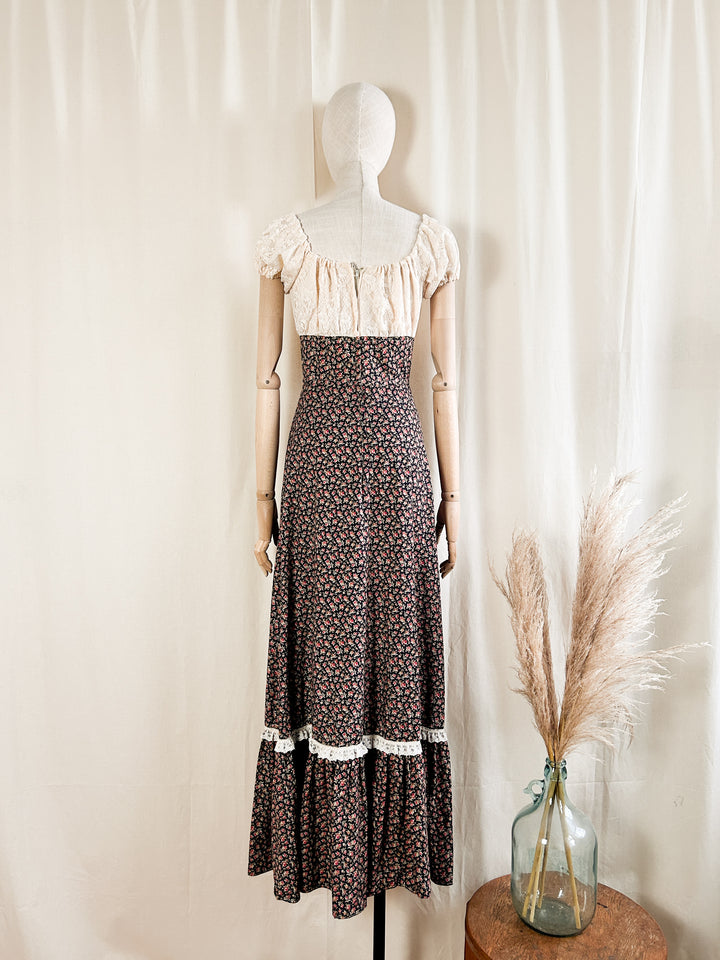 Stunning 1970s Cotton and Lace Bohemian Dream Dress