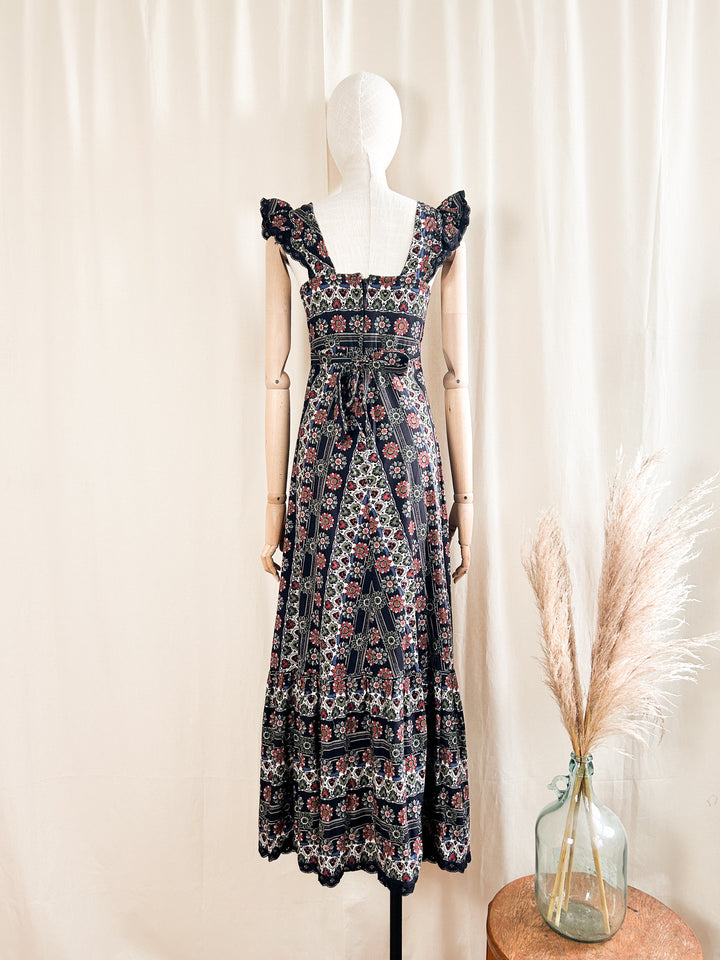 Gorgeous 1970s Cotton Black Folky Floral Sundress