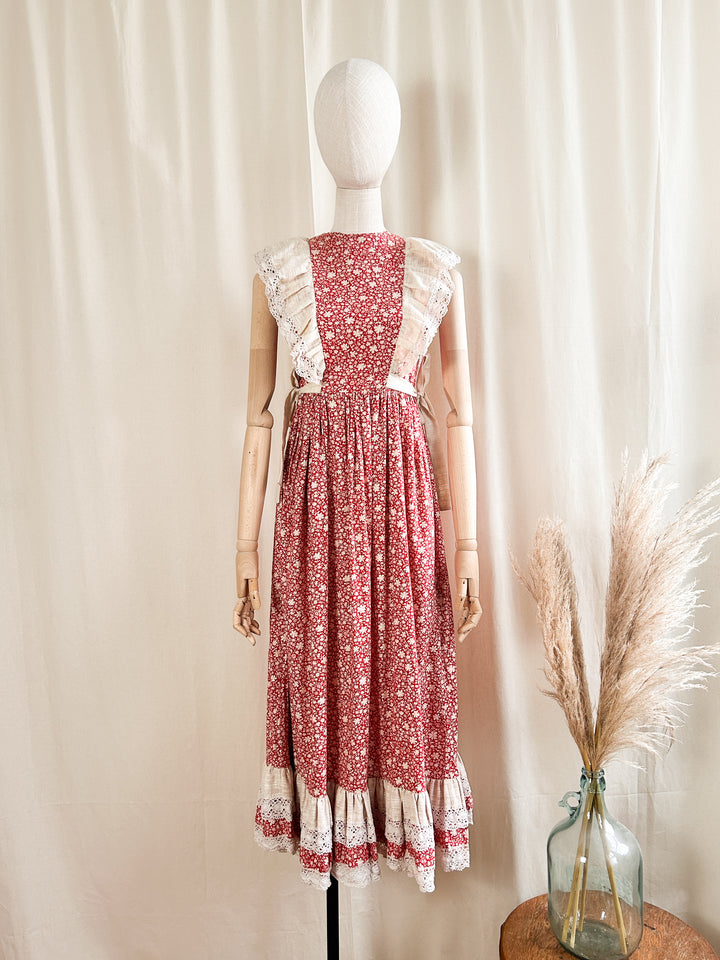 Super Sweet Rare Rusty Red 1970s Cotton Dream Dress