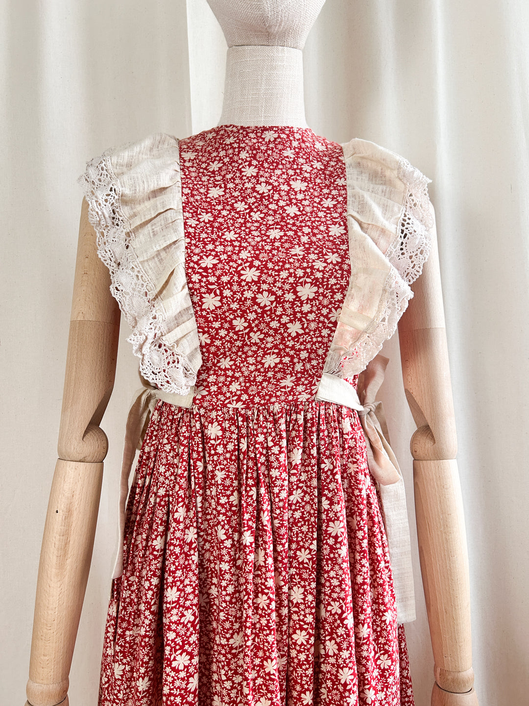 Super Sweet Rare Rusty Red 1970s Cotton Dream Dress