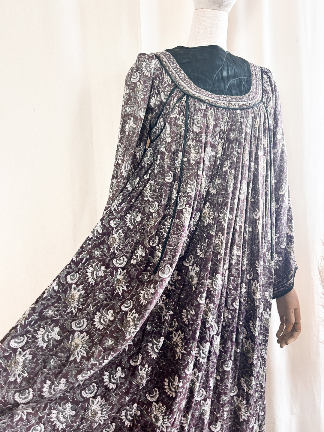 Holy Grail Rare 1970s Phool Indian Cotton Gauze Block Print Dress – The Pansy Garden