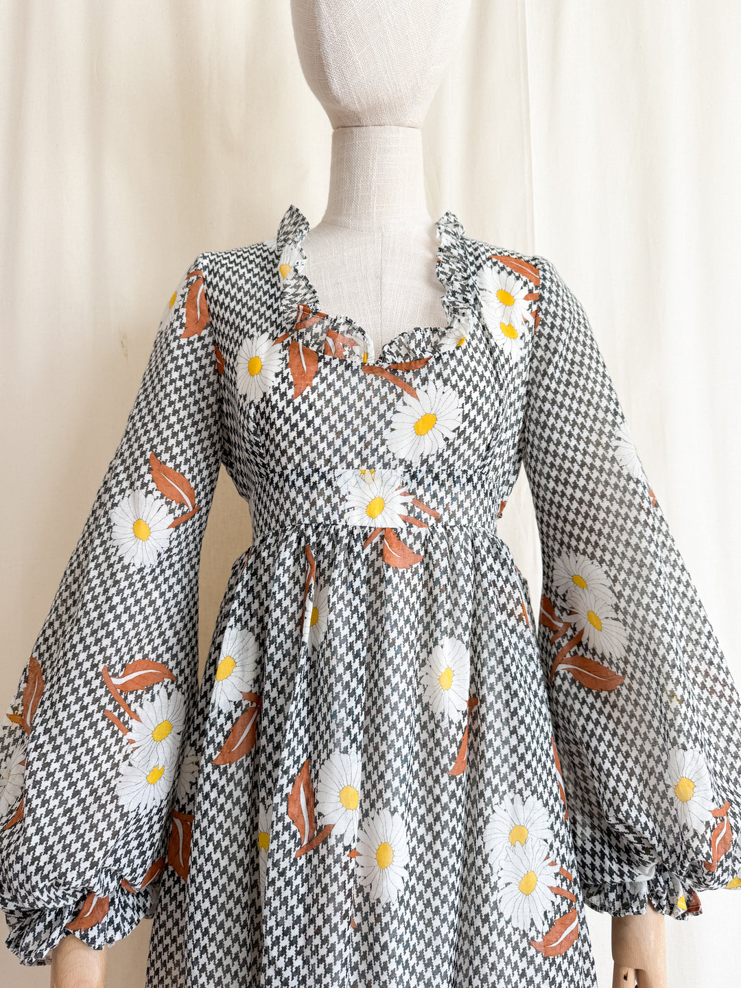 Beautiful Rare 1970s Angela Gore Billowing Sleeve Cotton Maxi Dress