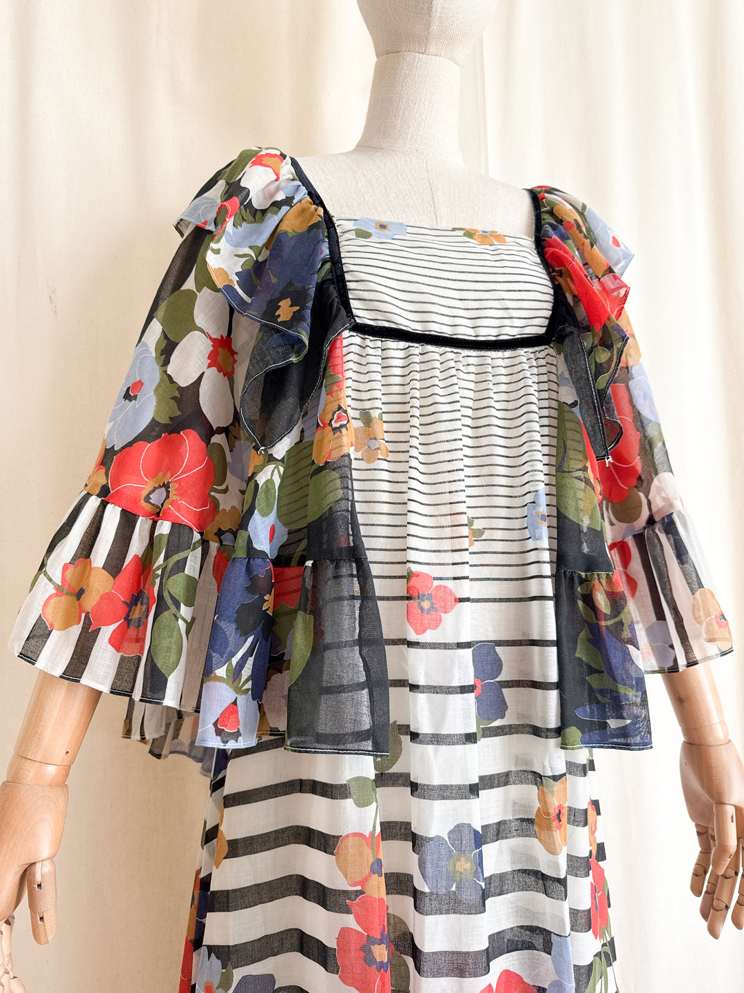 Precious Holy Grail Rare 1970s Gina Fratini for Fiona Dresses Cotton Angel Sleeve Maxi Dress