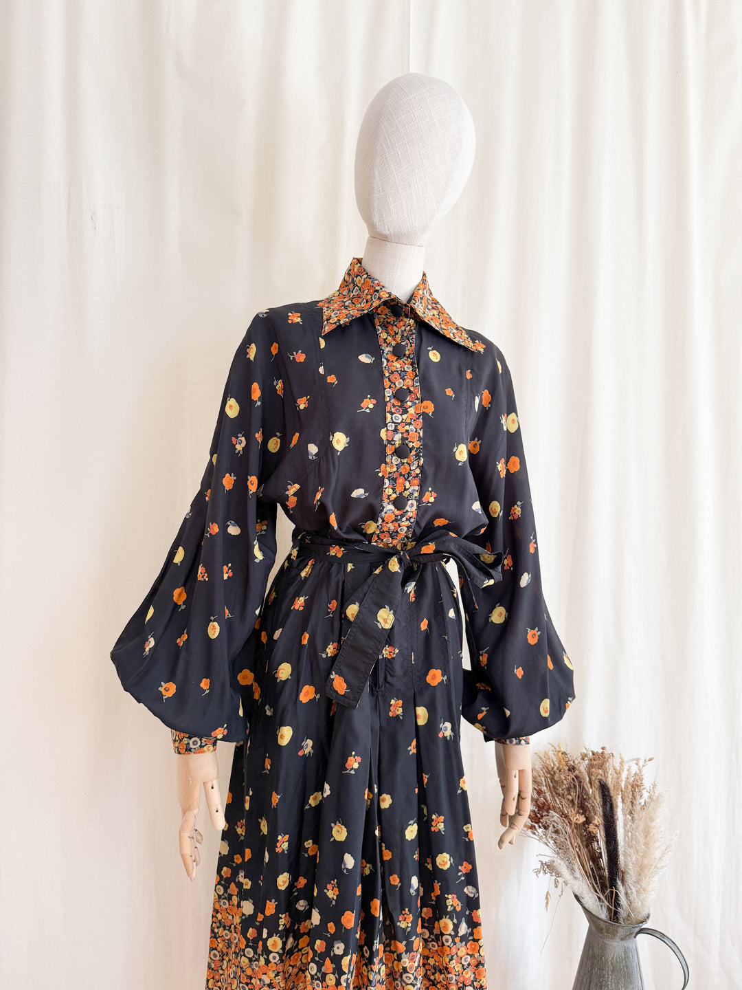 Iconic Rare Precious 1970s Jean Varon Autumnal Midi Dress