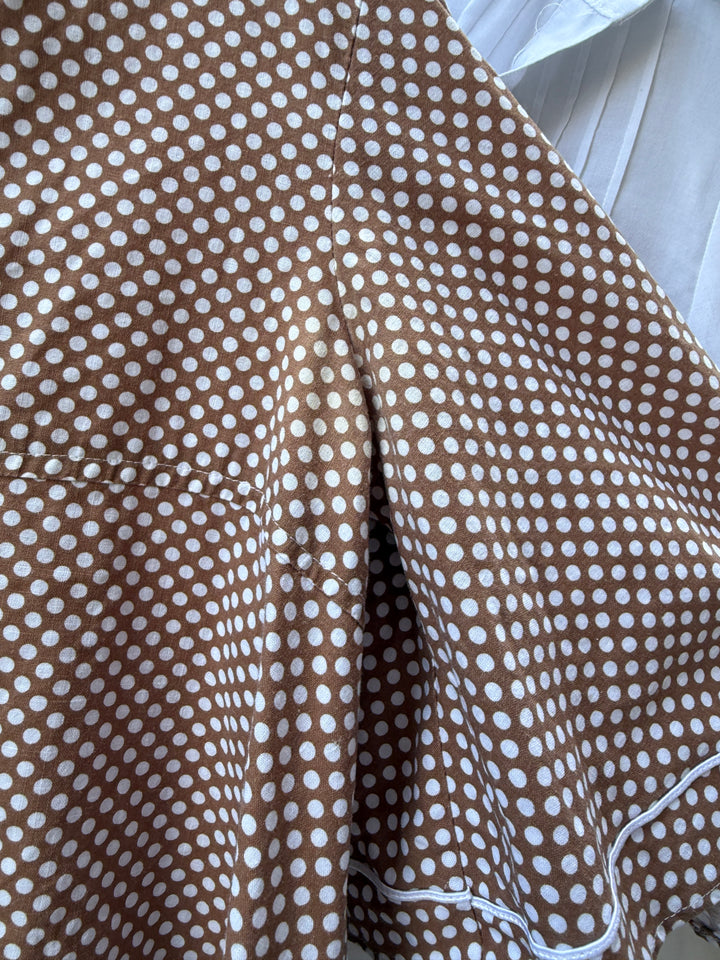 Gorgeous 70s Flutter Sleeve Polkadot Brown Smock Top